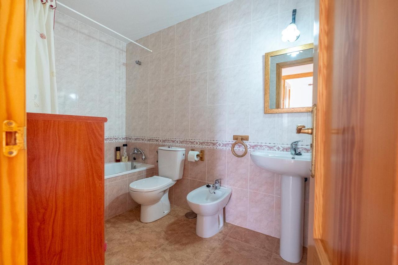 Apartamento Las Torres 科尼尔-德拉弗龙特拉 外观 照片