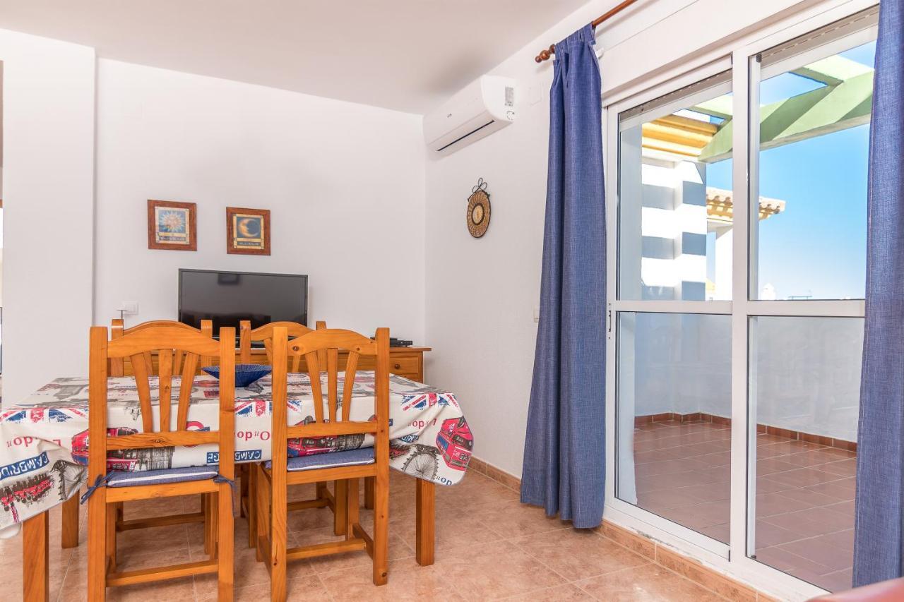 Apartamento Las Torres 科尼尔-德拉弗龙特拉 外观 照片