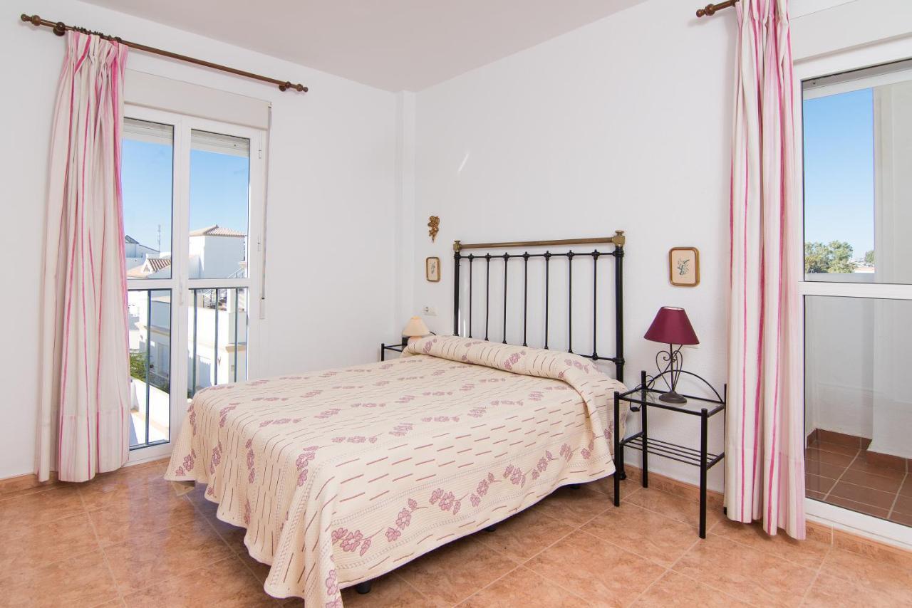 Apartamento Las Torres 科尼尔-德拉弗龙特拉 外观 照片