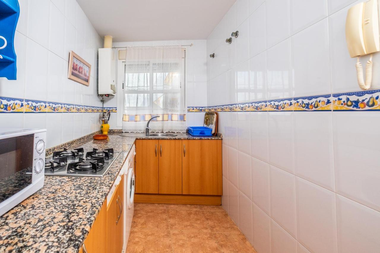 Apartamento Las Torres 科尼尔-德拉弗龙特拉 外观 照片
